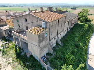 Chalet à Far d´Empordà (El). Masía a restaurar a solo 5 minutos de figueres