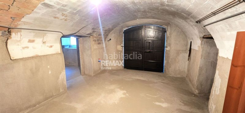 Foto 79fe9d86-e831-44ff-8f34-7df58665acbf. Casa adossada amb aparcament piscina a Celrà
