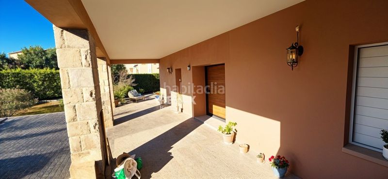 Foto f5ec7e60-5cf7-48ec-a85b-a71ccdd9b753. Casa adossada amb aparcament piscina a Celrà
