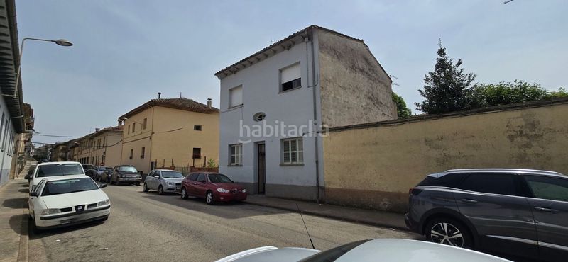 Foto 1e7d1571-fe7c-480d-8527-94f5df0cba1e. Casa amb calefacció a Olot