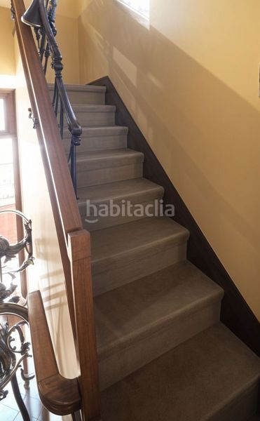 Foto 5204ce4a-2746-4e08-b8db-0a711b1ef5c5. Casa amb calefacció a Olot