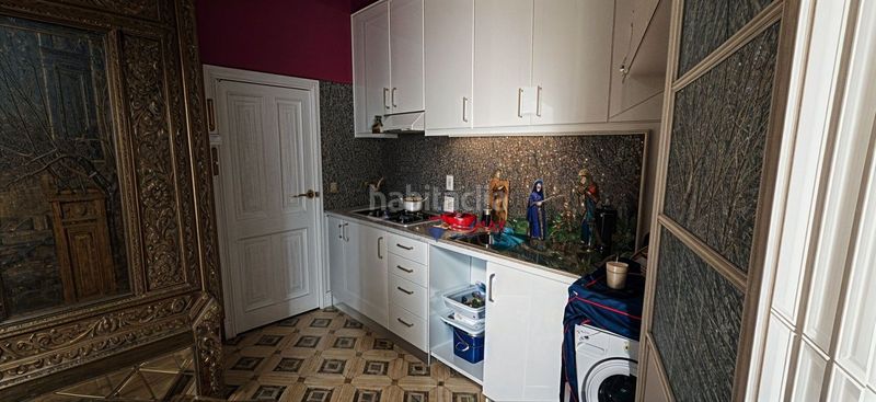 Foto b0c821c4-9ed3-4ade-a77e-8144b34f6a36. Casa amb calefacció a Olot