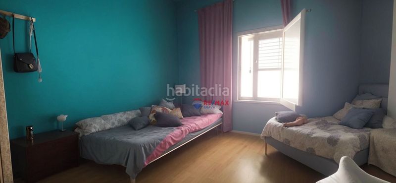 Foto b54ca997-de46-4d9c-b078-ff241d9e04f3. Casa amb calefacció a Olot