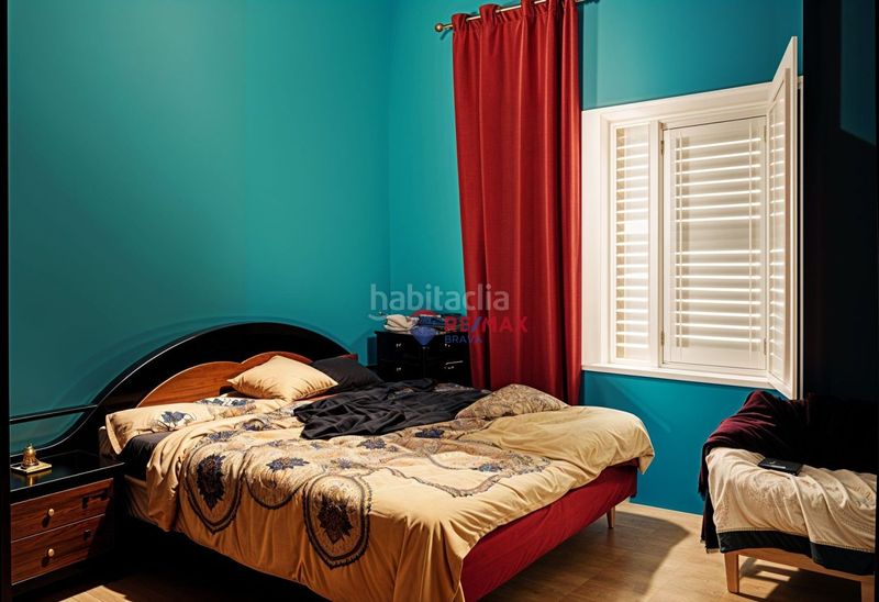 Foto ba04a60f-33d9-4842-bab5-c2756dc20d17. Casa amb calefacció a Olot