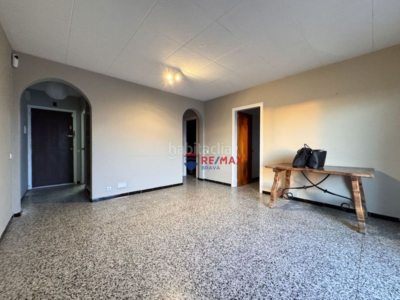 Foto cf82cab1-b8fe-4a87-90e2-0b1fa408f317. Pis a Centre Roses