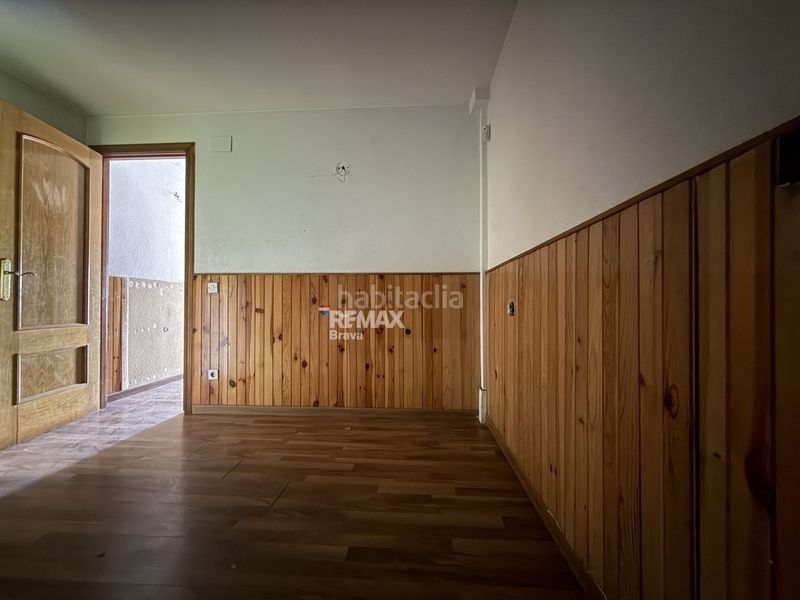 Foto d15c6968-0bdf-4fd5-bae7-64a9754651a7. Casa adossada a Puigmal - Mas Nou Empuriabrava