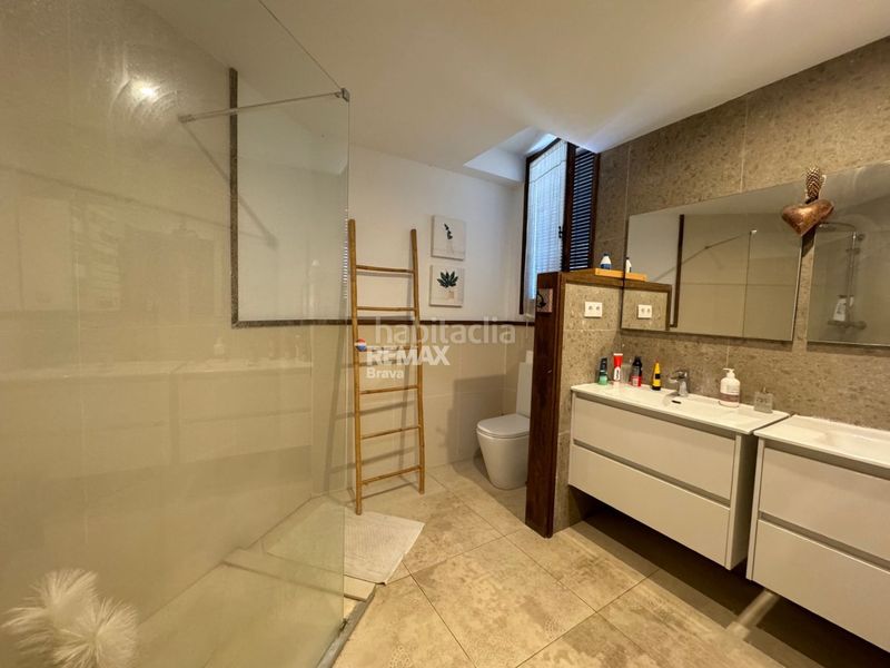 Foto 1a206c0a-2b71-449b-83fe-88d41b91d11a. Edificio in Secuita (La)