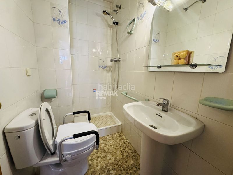 Foto c0051483-c38e-4cad-bd6c-f36309246284. Xalet amb aparcament piscina a Amer