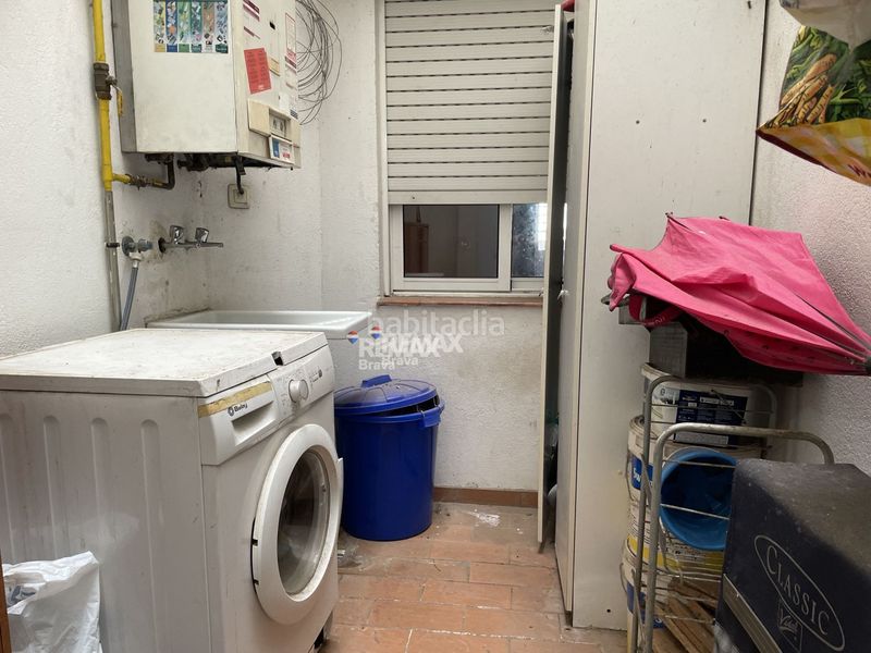 Foto 0c5a25aa-6f06-4319-98e8-29297981a126. Erdgeschoss mit heizung in Santa Eugenia Girona