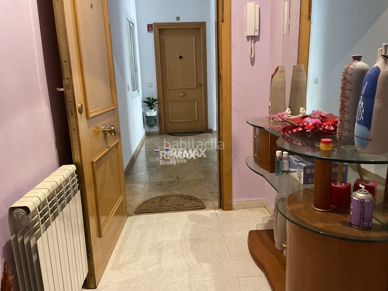 Foto ecc60231-870b-4f35-94b1-3f7f020fb6c6. Erdgeschoss mit heizung in Santa Eugenia Girona