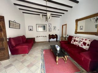 Appartement à Bisbal d´Empordà (La). Apartamento reformado, único y con carácter, en la bisbal