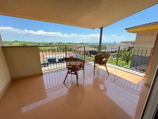 Chalet  Avenida av xile. Elegante villa en santa coloma de farners con posibilidad de aut