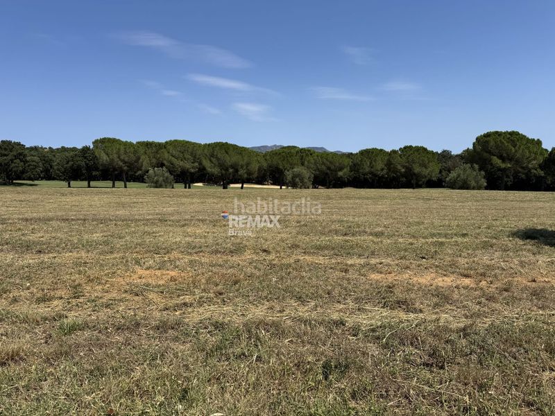 Foto 13a167cf-f27f-42ca-ab44-0c6aac068676. Terreny residencial a Peralada