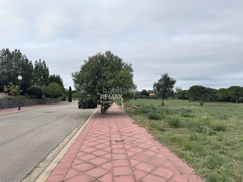 Foto f857f557-5af4-4ff4-ae3f-1d61b5ed7d60. Terreny residencial a Peralada