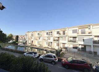 Flat  Sector sc porto fino. Empuriabrava  elegante apartamento reformado con vistas al canal