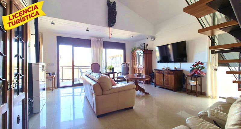 Foto 4578a155-52e3-4c08-8f4a-09176f901fc8. Duplex con riscaldamento parcheggio in Centre Roses