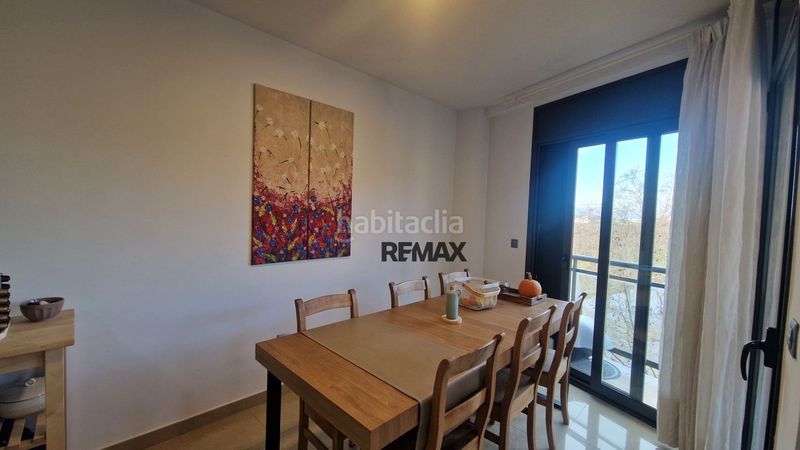 Foto 78688298-d462-414d-adbb-f2d3a0024730. Duplex con riscaldamento parcheggio in Centre Roses