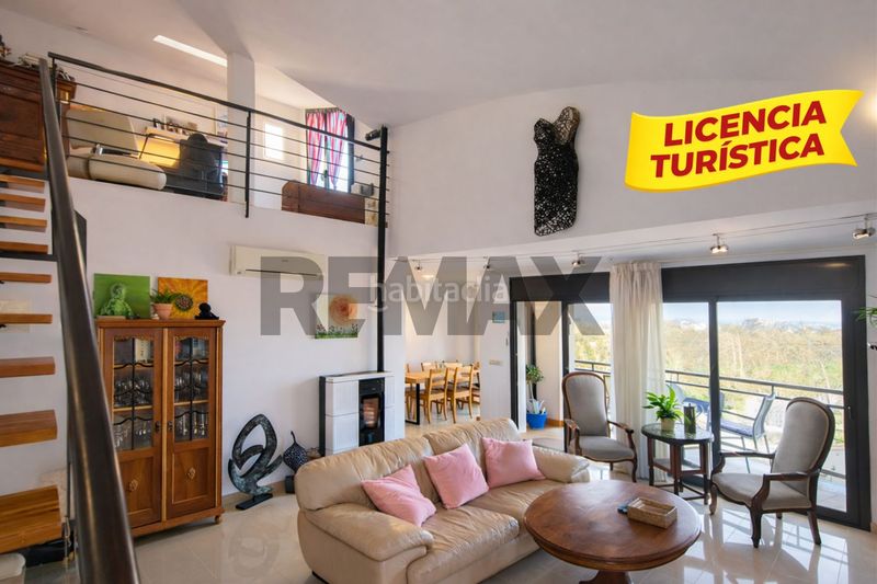 Foto 86775a7a-1c21-4636-8749-81d040df52a9. Duplex con riscaldamento parcheggio in Centre Roses
