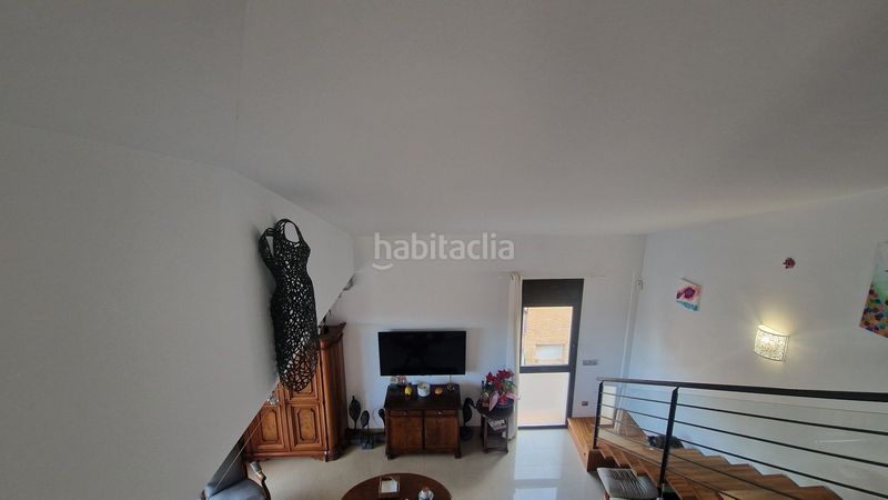 Foto bca315a3-b2c4-4aa8-9109-6be1e0b46ef1. Duplex con riscaldamento parcheggio in Centre Roses