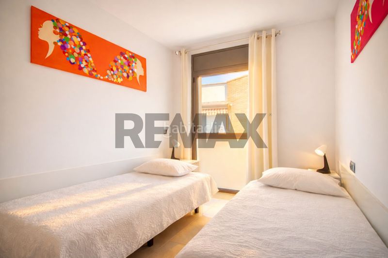 Foto c2211204-4870-4a39-a197-224356d68912. Duplex con riscaldamento parcheggio in Centre Roses