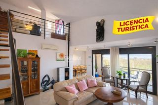 Duplex  Calle cl de granada. Ático dúplex de lujo con gran terraza y licencia turística en ro
