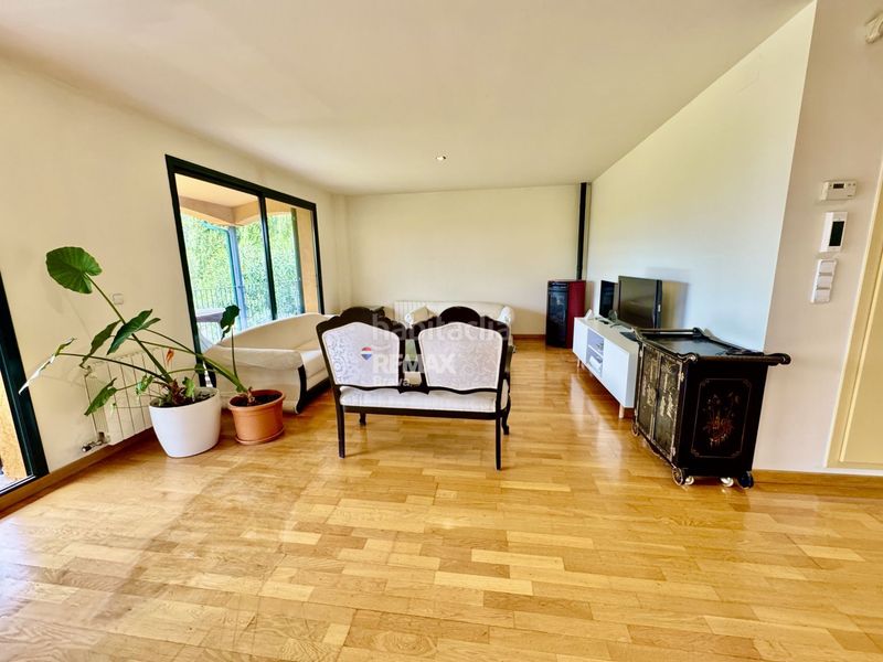Foto 77d6cbfa-db26-4065-8b34-e36d34e5a25c. Chalet with heating parking pool in Sant Julià de Ramis