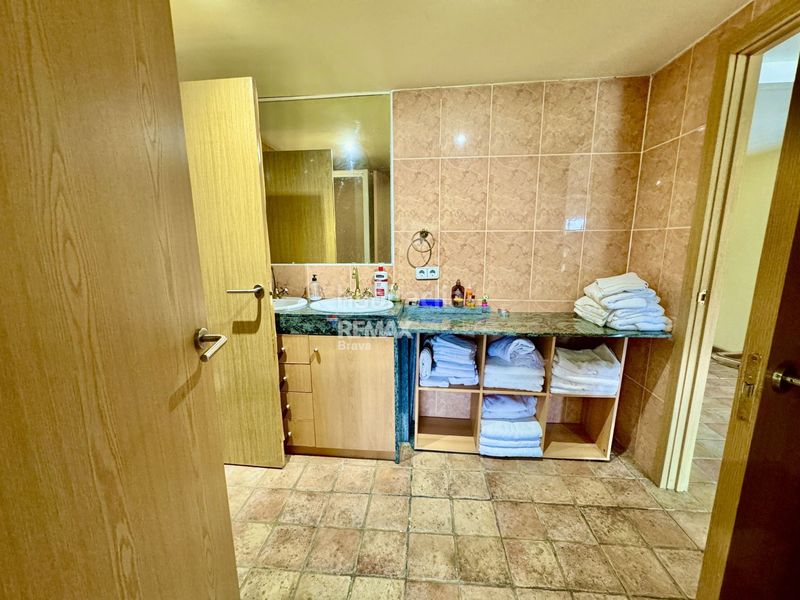 Foto 7d893df1-6891-41c9-b343-55b0a553f240. Chalet with heating parking pool in Sant Julià de Ramis