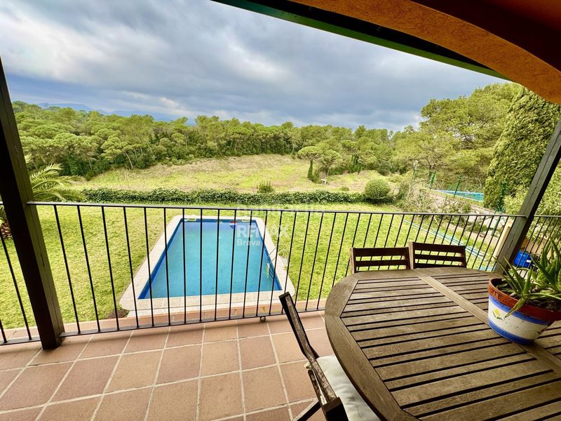 Foto b23351dc-15dc-45a2-95c3-908beeee489b. Chalet with heating parking pool in Sant Julià de Ramis