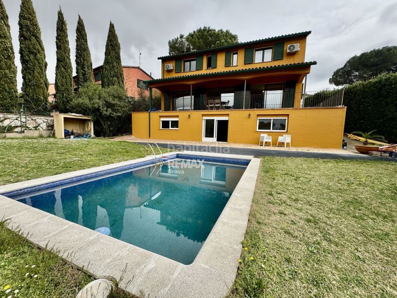 Foto d20e6969-6b3a-4cec-a676-f35328d21d70. Chalet with heating parking pool in Sant Julià de Ramis
