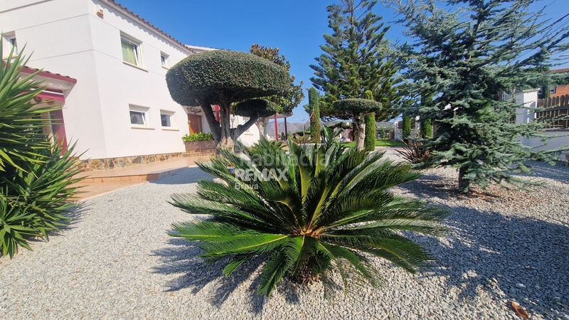 Foto 37afd73a-4a49-4e8a-9f0e-dd49083c7e54. Xalet amb aparcament piscina a Nord Roses