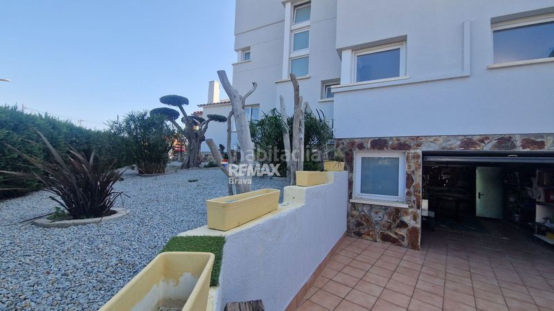 Foto 5101941c-fc3e-467e-8109-9669cd30df56. Xalet amb aparcament piscina a Nord Roses