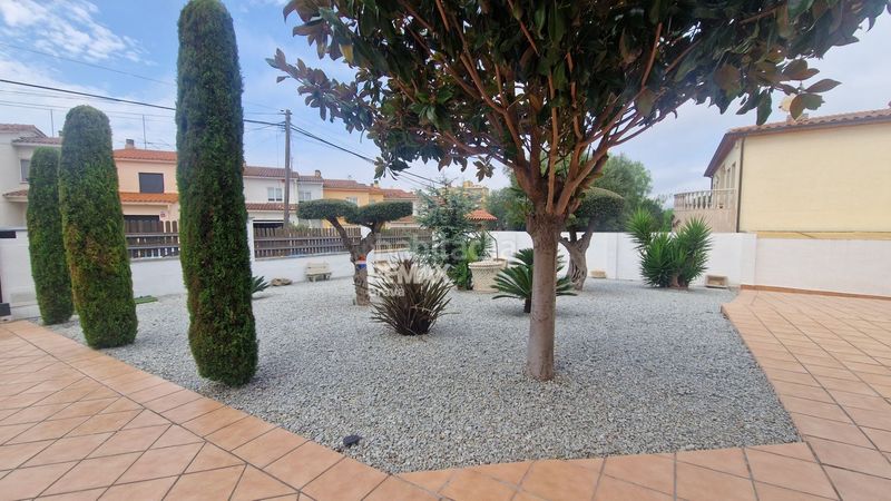 Foto cfc5d430-9a70-4dc3-ba30-dd60a669060e. Xalet amb aparcament piscina a Nord Roses