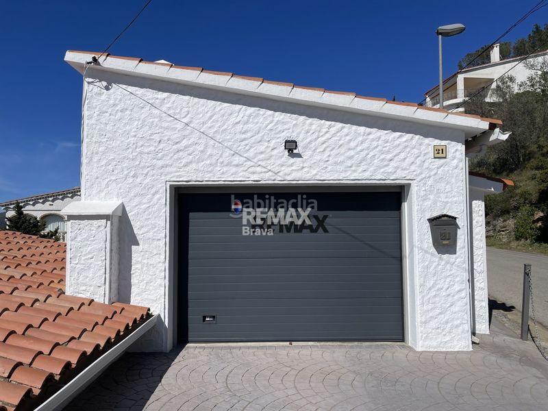 Foto b3513a96-573f-4f47-a571-d25bc43a10ca. Xalet amb calefacció aparcament piscina a Puig Rom-Canyelles-Almadrava Roses