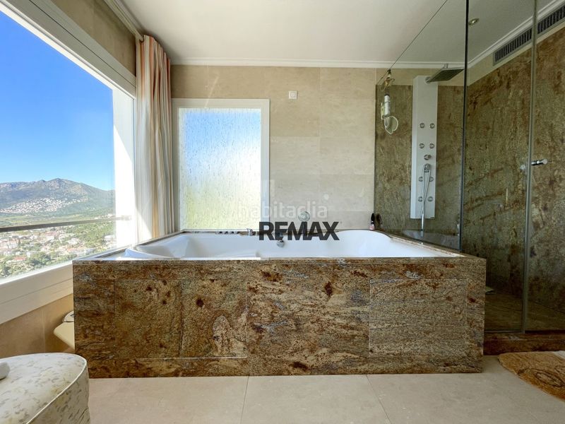 Foto 5dca9321-d695-4647-a1d6-c646053f075a. Xalet amb aparcament piscina a Puig Rom-Canyelles-Almadrava Roses
