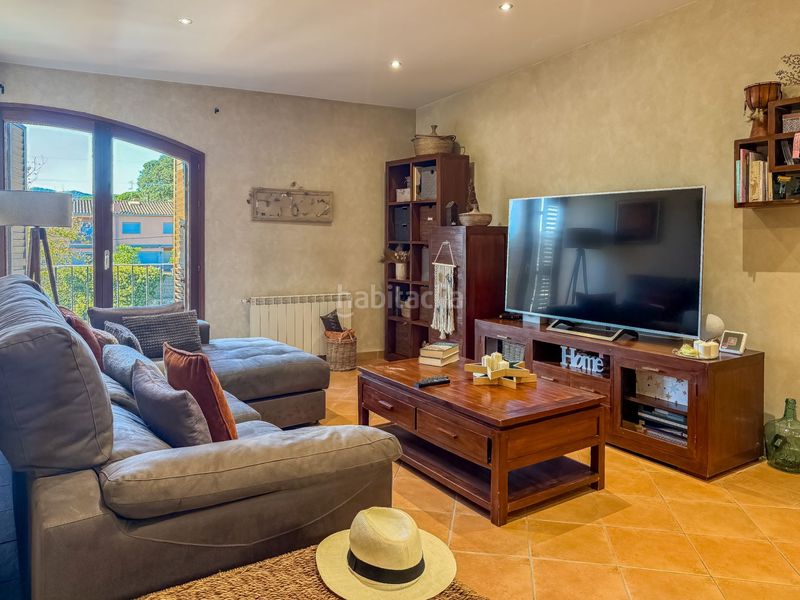 Foto 0b4ce360-5446-45e7-9ce4-be0886621121. Casa adossada amb aparcament piscina a Poble Calonge