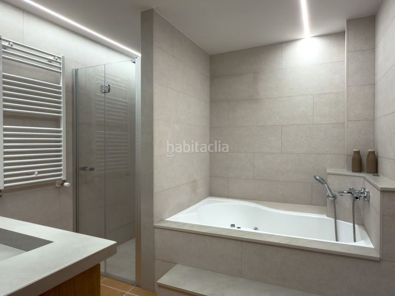 Foto a88a7d4e-b988-4930-ba7c-e36703a8e0f6. Casa adossada amb aparcament piscina a Poble Calonge