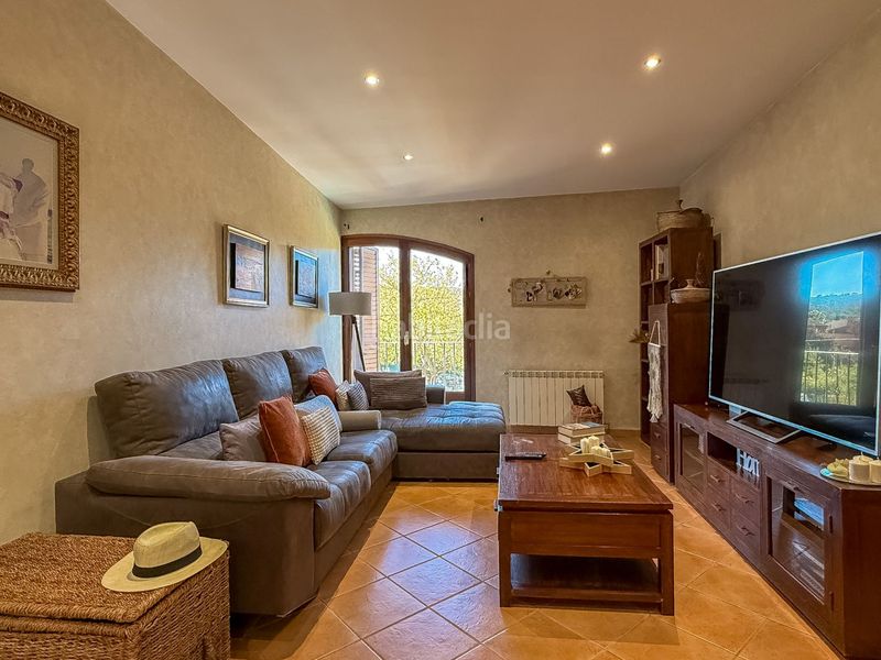 Foto ff5f5bce-4e3e-4008-a8d8-54fde7dd1a1c. Casa adossada amb aparcament piscina a Poble Calonge
