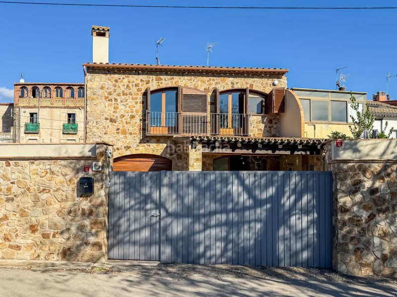 Foto ff6690a5-da12-4613-a91f-200ee121d467. Casa adossada amb aparcament piscina a Poble Calonge