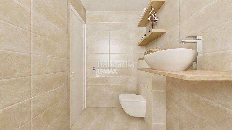 Foto 24b7f95b-7b94-4fad-9b37-b2b98498cf89. Casa amb aparcament a Hostalric