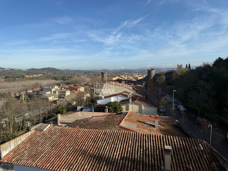 Foto 66d0fd5b-c63c-47e0-8373-6ea483209a3c. Casa amb aparcament a Hostalric