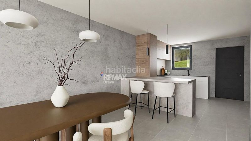 Foto 8828f616-d876-4dfd-a169-b5978ca1482d. Casa amb aparcament a Hostalric