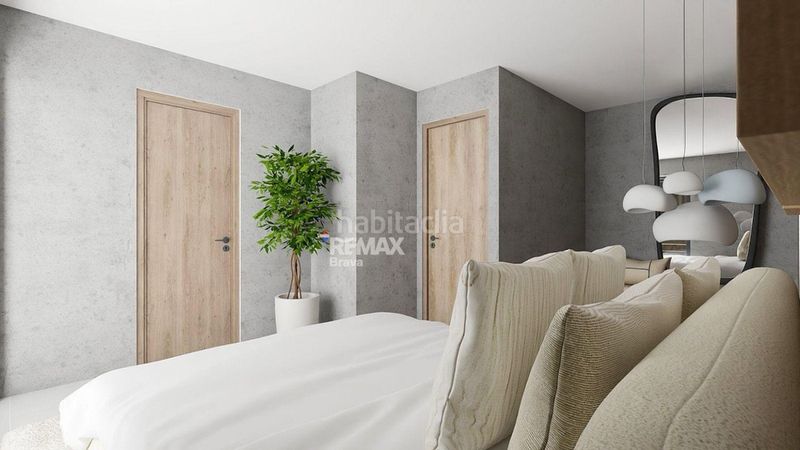 Foto aaf1a0d2-38a6-4c4d-9eeb-a5db388c2232. Casa amb aparcament a Hostalric