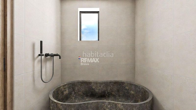 Foto c6dbe2bd-9a43-4bf0-a0b0-f87d1cd04322. Casa amb aparcament a Hostalric