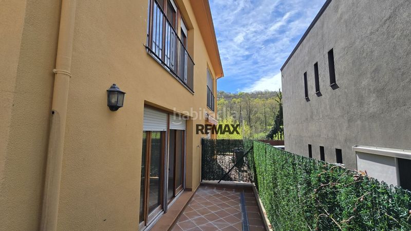 Foto 4e205b96-2370-48d4-b666-1fa06038a74e. Xalet amb aparcament a Olot