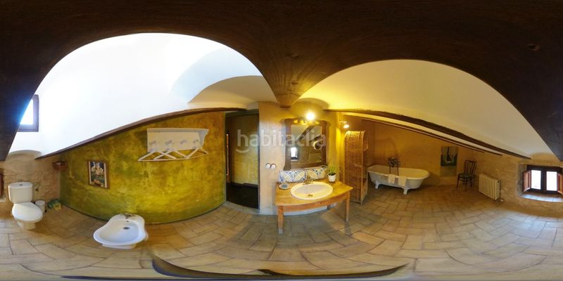 Foto a7d11c02-a648-4e01-95bc-75f62b0e13c4. Xalet amb calefacció piscina a Esponellà
