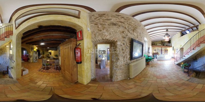 Foto c8d6c8ac-0717-425c-8ae6-810a88d1ab05. Xalet amb calefacció piscina a Esponellà
