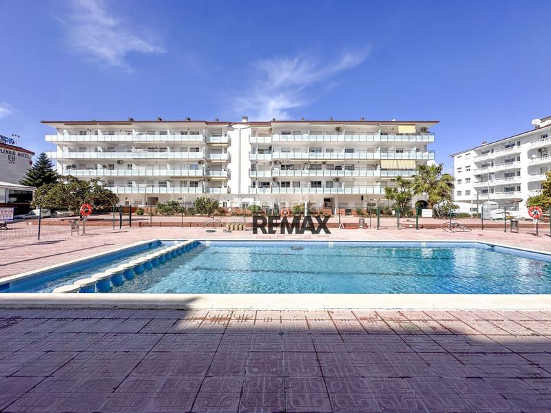 Foto ff2afe08-42f6-49b5-9acc-f03b84678071. Pis amb piscina a Els Pins Blanes