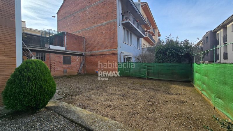 Foto 46018d12-0f9f-47f9-9b35-97794e0faa6b. Terreno residencial parcela edificable en venta con gran potencial residencial en Olot