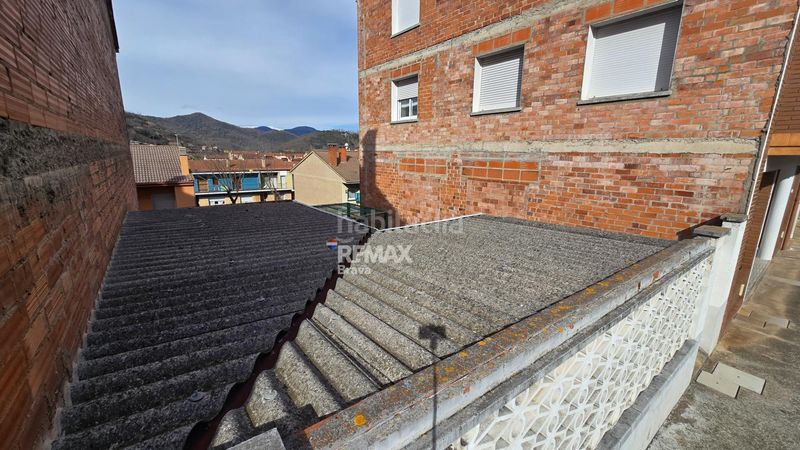 Foto fbdffb4a-c7cc-4f27-be9d-4d1ade8a60b9. Terreno residencial parcela edificable en venta con gran potencial residencial en Olot