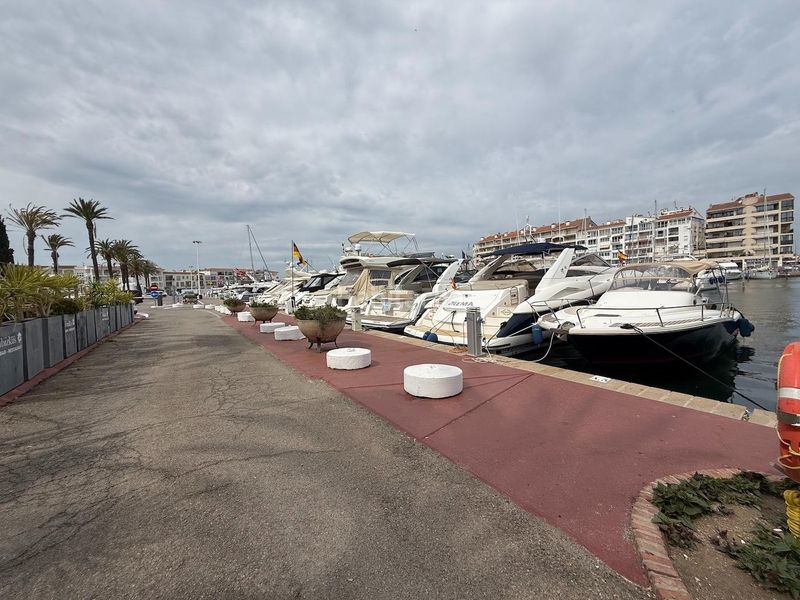 Foto da4a885e-753c-4a8e-b96d-7d68b7a3e85c. Pis a sector sc club nautic 4 a Salins - Cavall de Mar Empuriabrava